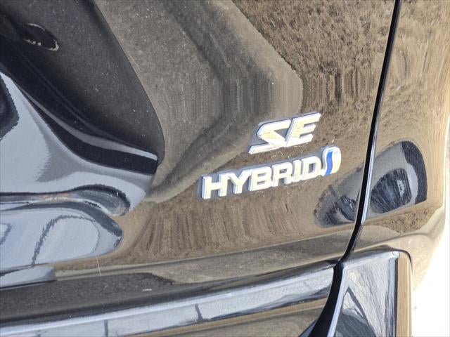 2023 Toyota RAV4 HYBRID SE