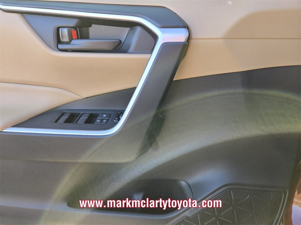 2025 Toyota RAV4 Hybrid Hybrid LE