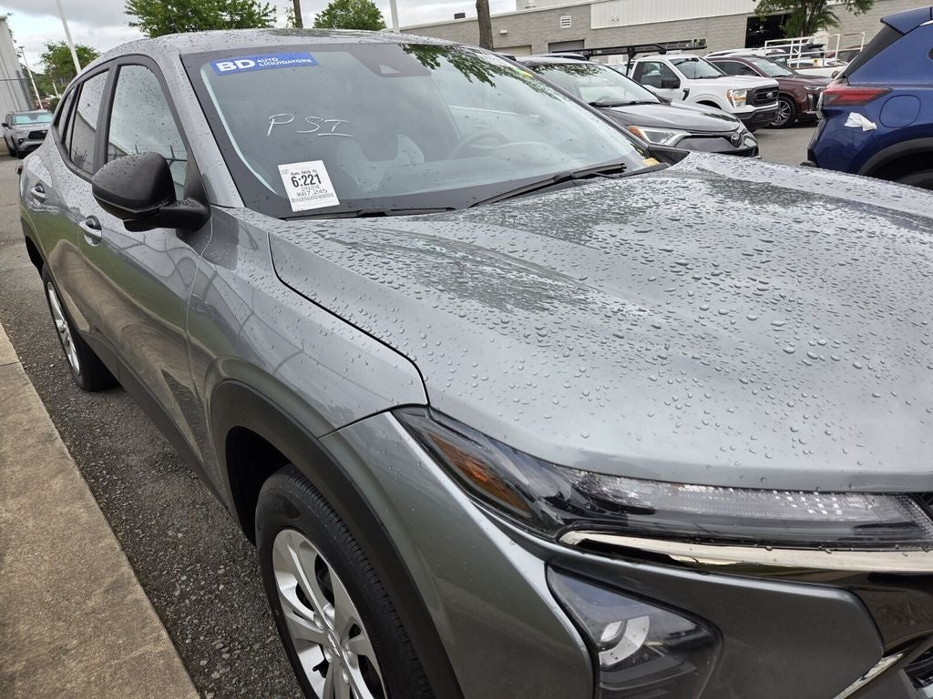 2024 Chevrolet Trax LS