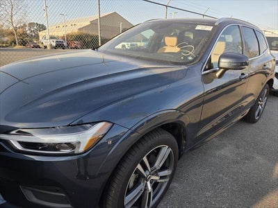 2020 Volvo XC60 T5 Momentum