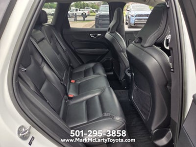 2023 Volvo XC60 B5 Ultimate Dark Theme