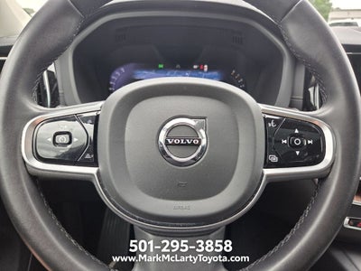 2023 Volvo XC60 B5 Ultimate Dark Theme