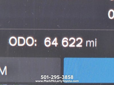 2023 Volvo XC60 B5 Ultimate Dark Theme