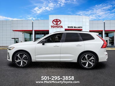 2023 Volvo XC60 B5 Ultimate Dark Theme