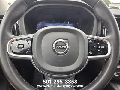 2023 Volvo XC60 B5 Ultimate Dark Theme