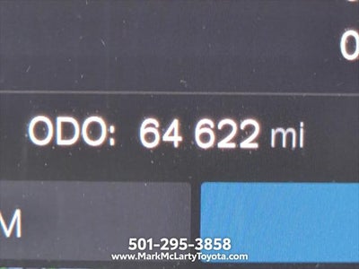 2023 Volvo XC60 B5 Ultimate Dark Theme