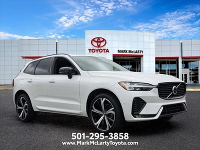 2023 Volvo XC60 B5 Ultimate Dark Theme
