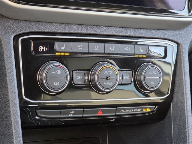 2023 Volkswagen Atlas Cross Sport 2.0T SE w/Technology