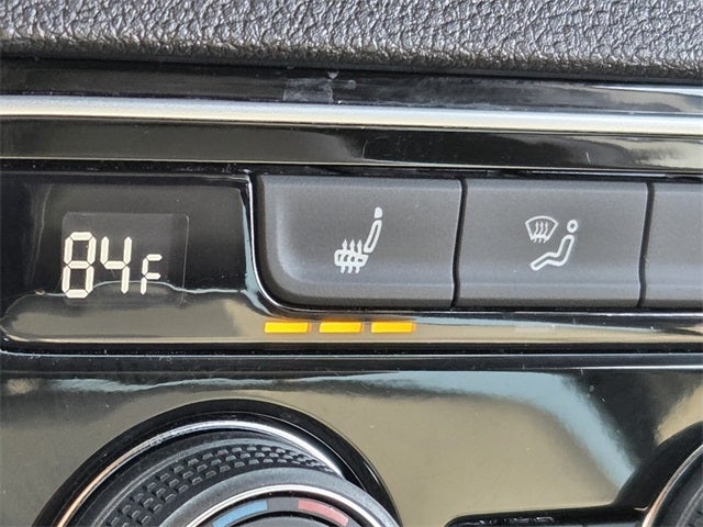 2023 Volkswagen Atlas Cross Sport 2.0T SE w/Technology