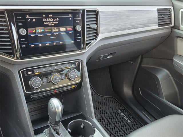 2023 Volkswagen Atlas Cross Sport 2.0T SE w/Technology