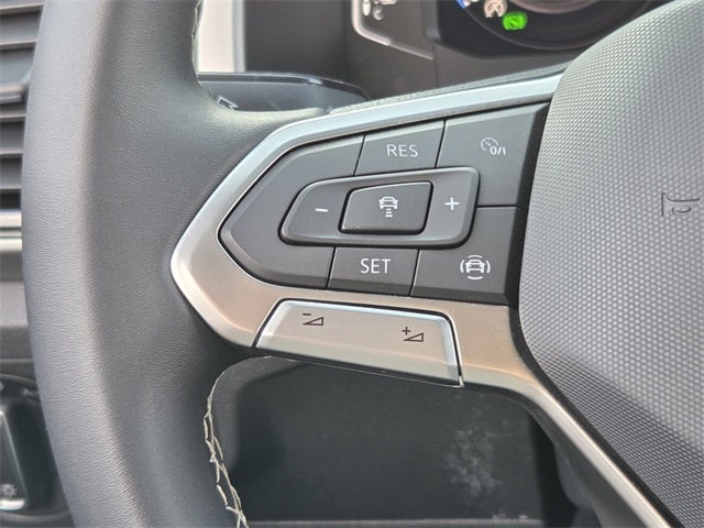 2023 Volkswagen Atlas Cross Sport 2.0T SE w/Technology