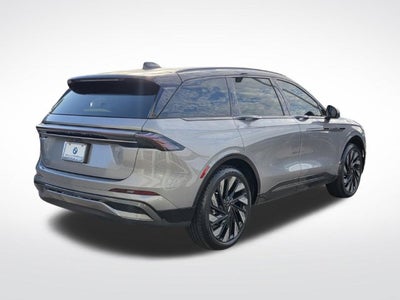 2025 Lincoln Nautilus Reserve