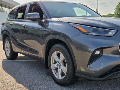 2024 Toyota Highlander LE