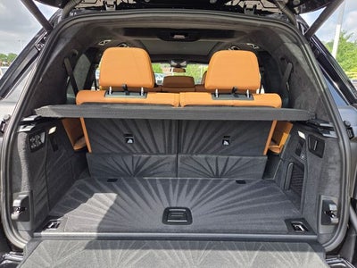 2027 BMW X7 xDrive40i