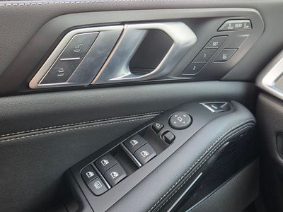 2027 BMW X7 xDrive40i