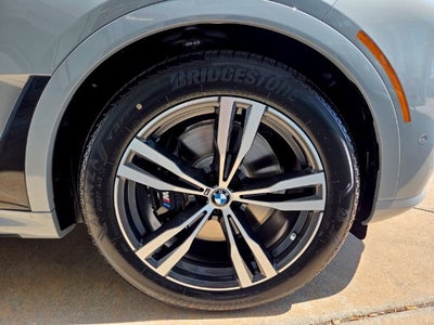 2027 BMW X7 xDrive40i