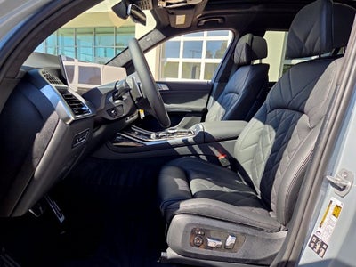 2027 BMW X7 xDrive40i