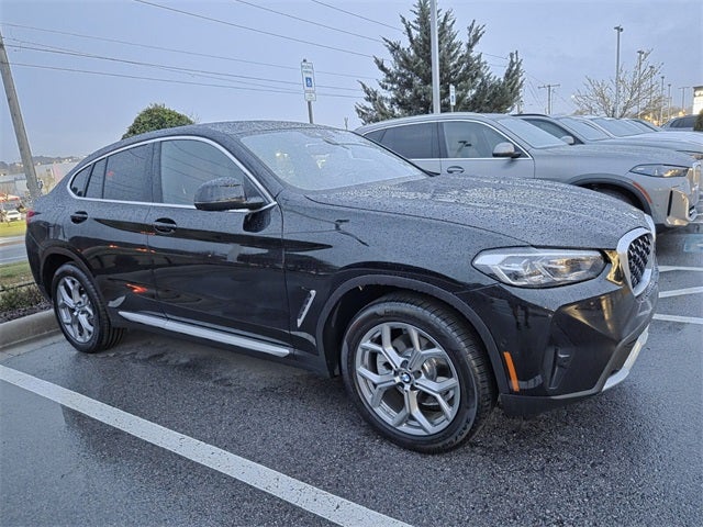 2025 BMW X4 xDrive30i