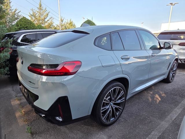 2023 BMW X4 xDrive30i
