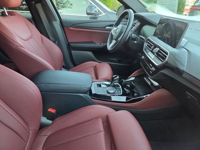 2023 BMW X4 xDrive30i