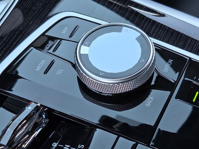 2027 BMW X7 M60i M Sport