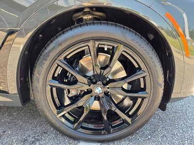 2027 BMW X7 M60i