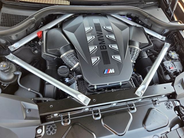2027 BMW X7 M60i