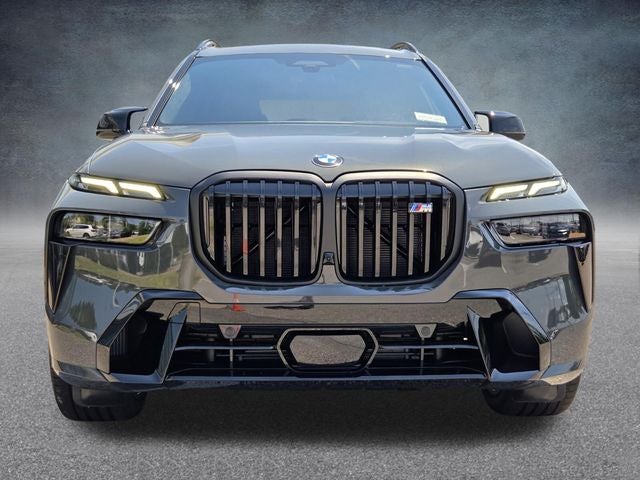2027 BMW X7 M60i