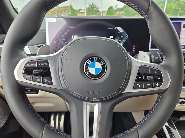 2027 BMW X7 M60i