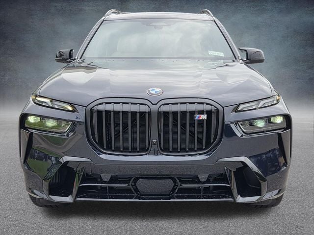 2027 BMW X7 M60i