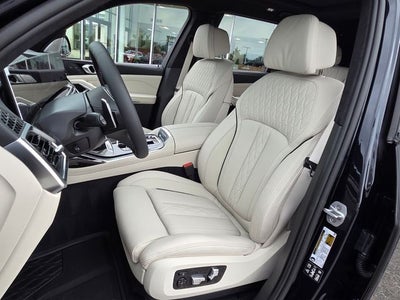 2027 BMW X7 M60i
