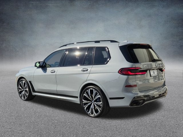 2027 BMW X7 M60i