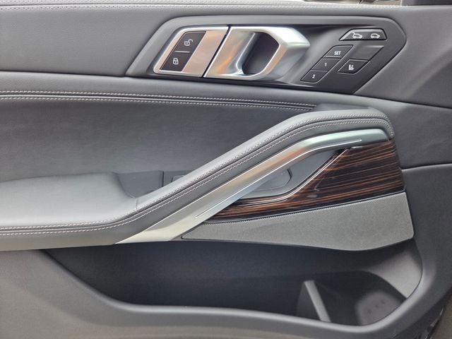 2027 BMW X6 xDrive40i