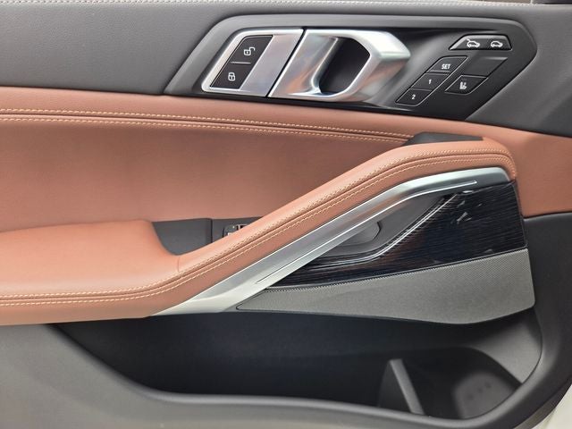 2027 BMW X6 xDrive40i