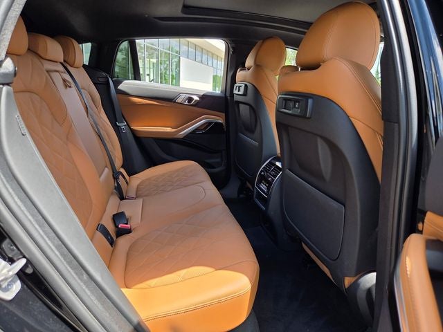 2023 BMW X6 xDrive40i