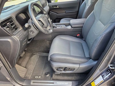 2025 Lexus GX 550 Luxury+