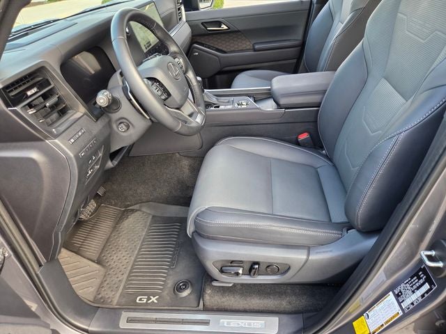 2025 Lexus GX 550 Luxury+