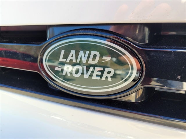 2023 Land Rover Defender 130 X-Dynamic SE