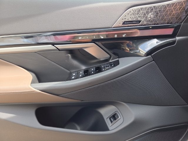 2027 BMW 5 Series 550e xDrive