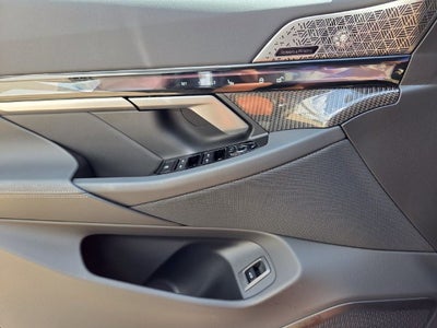 2027 BMW 5 Series 550e xDrive