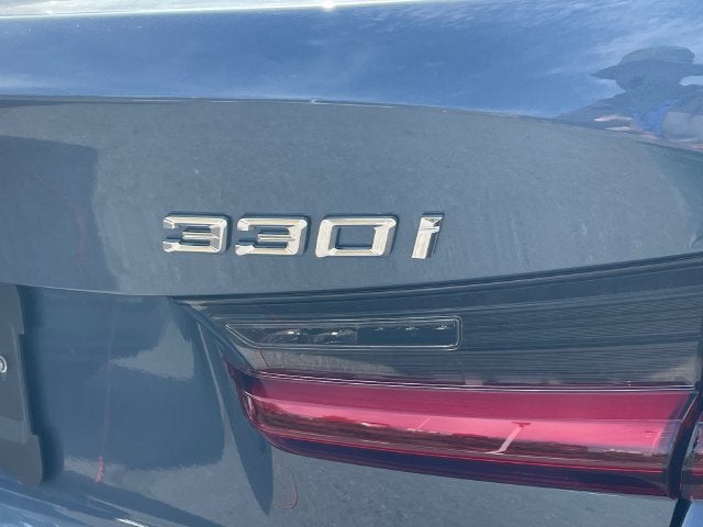 2025 BMW 3 Series 330i