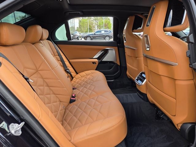 2024 BMW 7 Series 740i M Sport