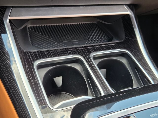 2024 BMW 7 Series 740i M Sport