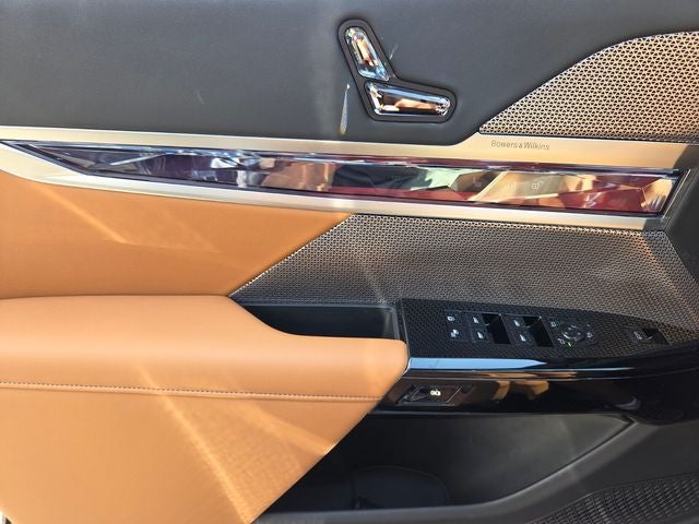 2024 BMW 7 Series 740i M Sport