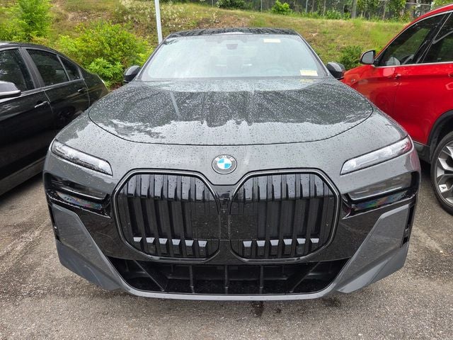 2025 BMW 7 Series 760i xDrive