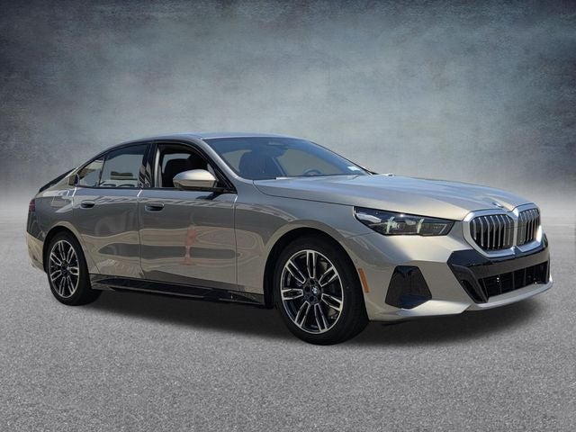 2026 BMW 5 Series 530i