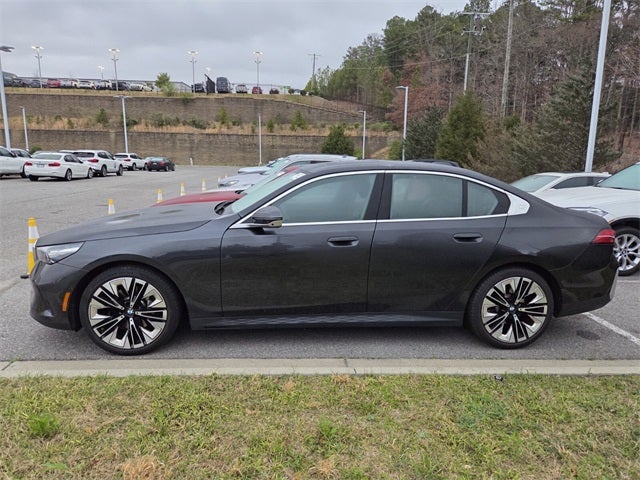 2025 BMW 5 Series 530i xDrive