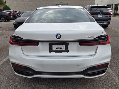 2022 BMW 7 Series 740i