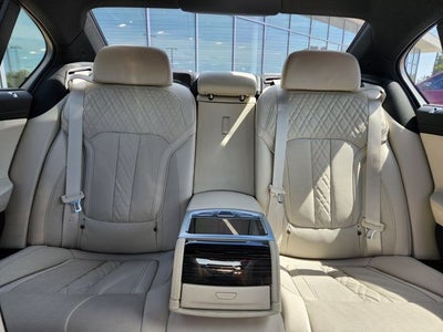 2022 BMW 7 Series 750i xDrive