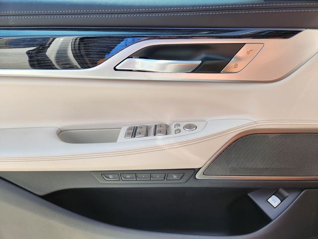 2022 BMW 7 Series 750i xDrive
